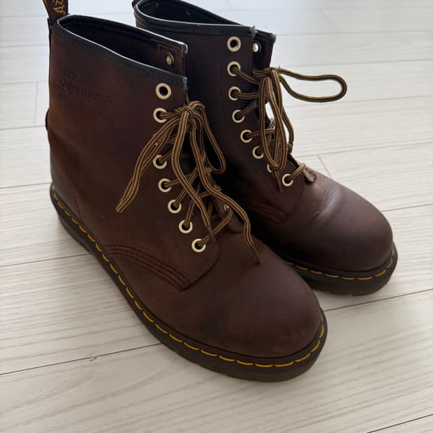 닥터마틴 1460 크레이지호스 240
