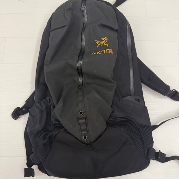 아크레틱스 아로22