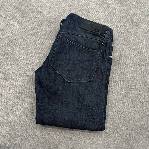 25 디젤 로우라이즈 부츠컷 청바지