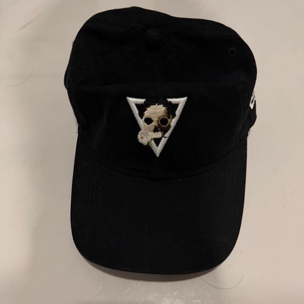 언더커버  "NEW WARRIORS" 컬렉션 데드 허밋 볼캡