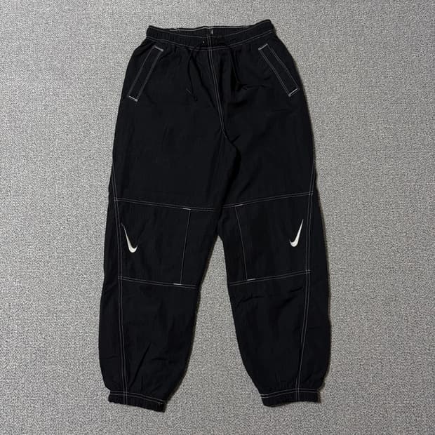 [정가 13만원] 나이키 스우시 조거팬츠 여성용 M