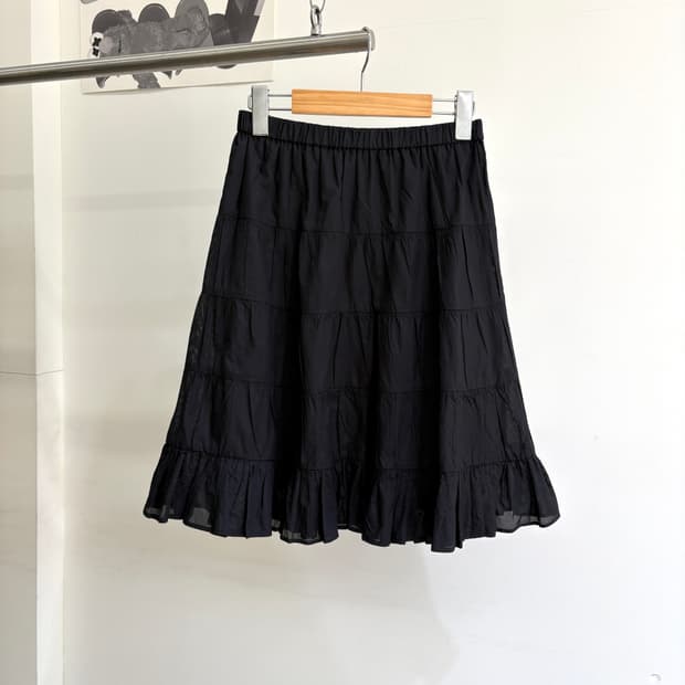 SHIZUKA KOMURO (Made in Japan) 미디 스커트