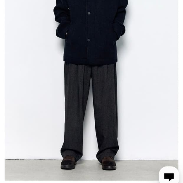 인사일런스 지블링 울 하프코트 블랙L