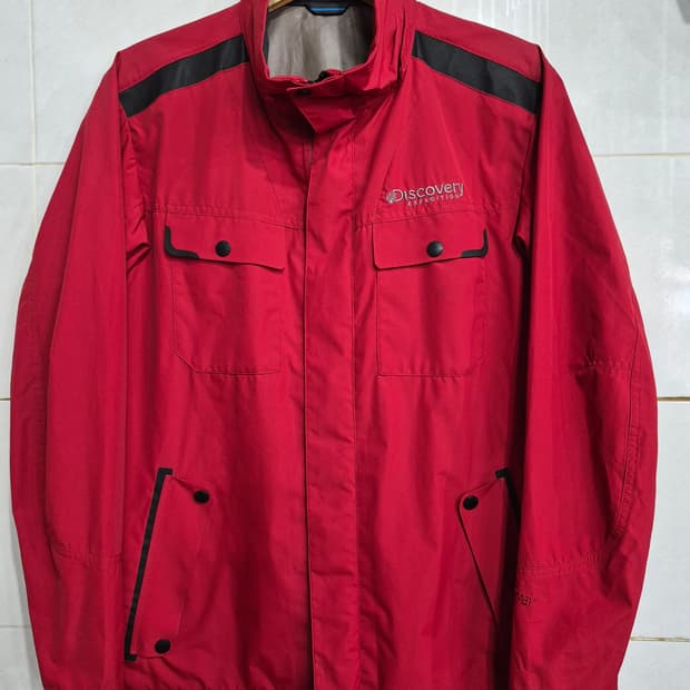 디스커버리 익스페디션의 방수자켓