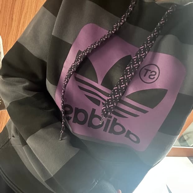 아디다스 스트라이프 너드깔 빅로고 후드