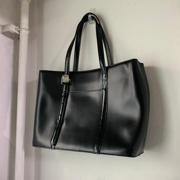 꾸레쥬 토트백 블랙