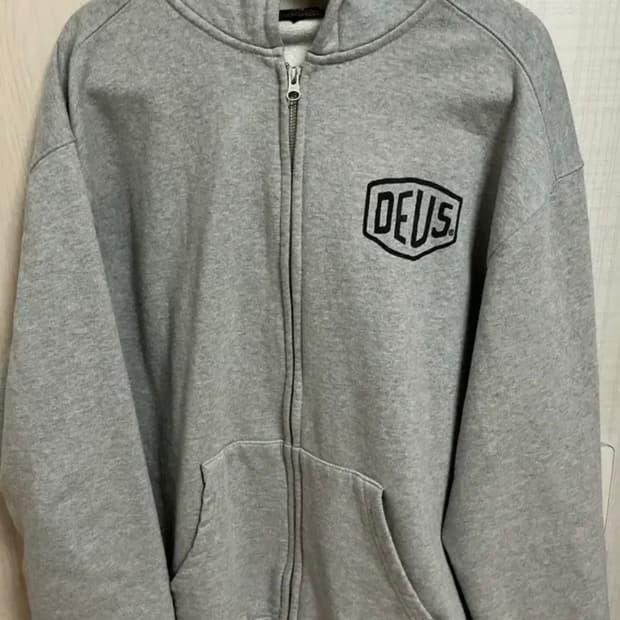 데우스 후드집업 1회착용