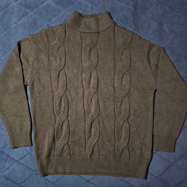 유나이티드 애로우즈 케이블 모크넥 니트