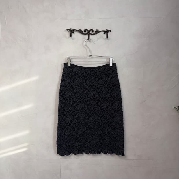 Charcoal oriental floral lace midi skirt