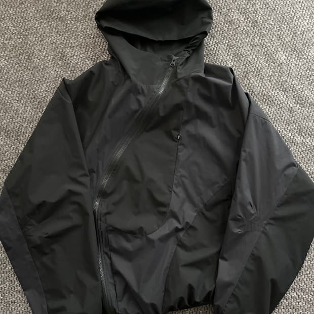 [L] 아이즈매거진xpaf 테크니컬 자켓