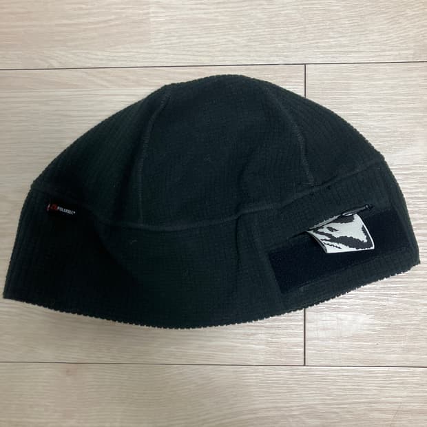 Gr10k 폴라텍 숏비니