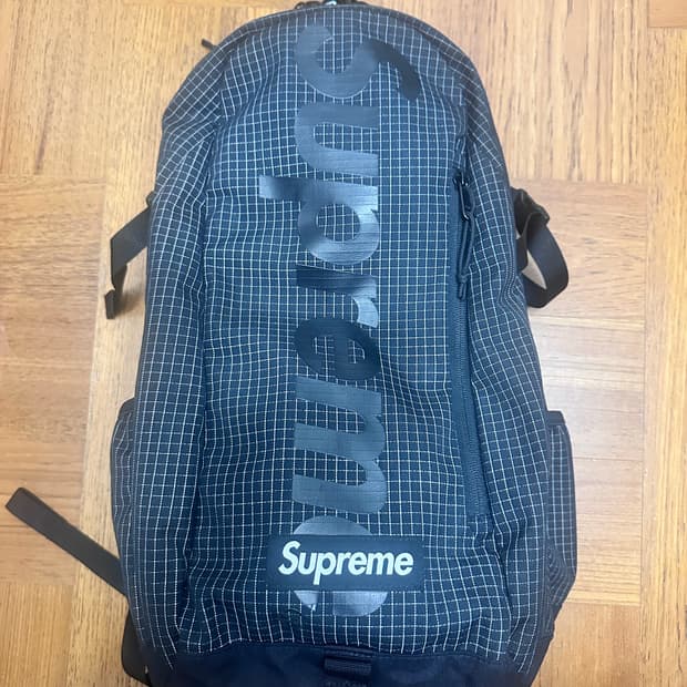 슈프림 백팩 24ss