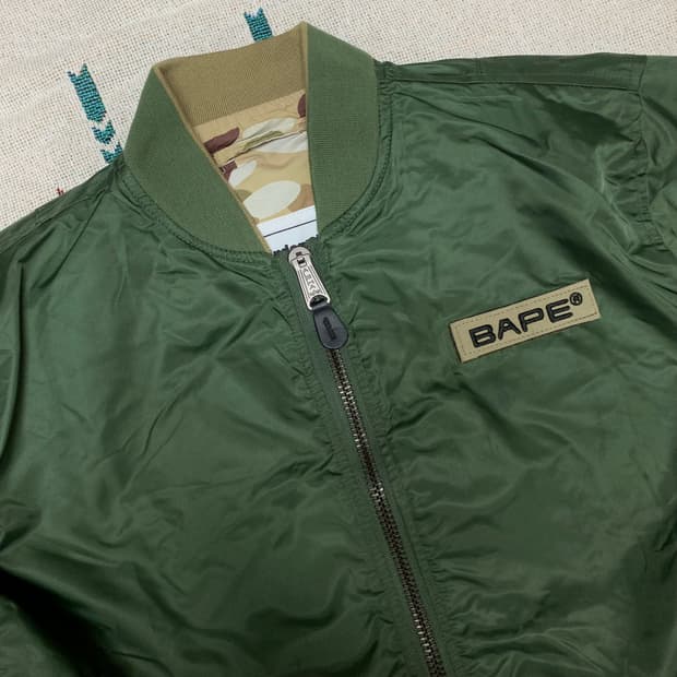 베이프 X 알파인더스트리 리버서블 MA-1 자켓