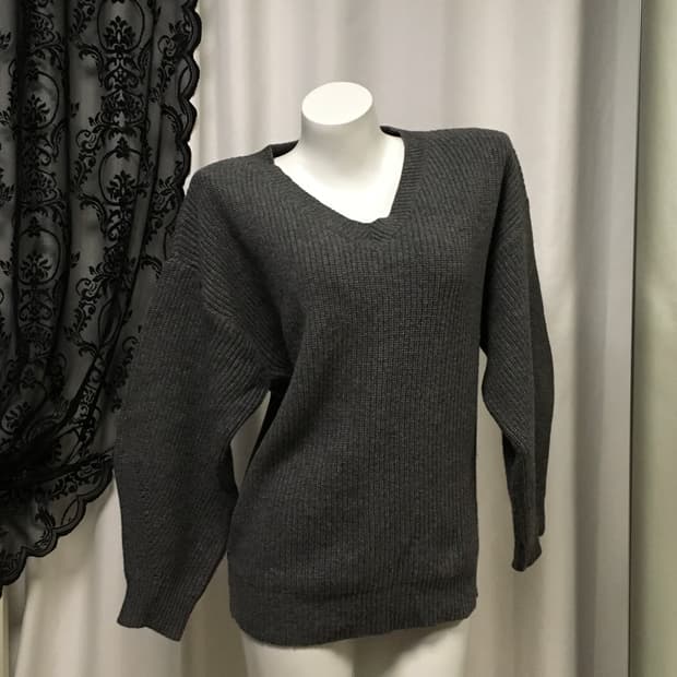 Vintage 오버핏 브이넥 니트 그레이