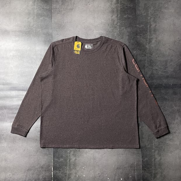 CARHARTT 칼하트 데드스탁 브라운 레터링 긴팔 티셔츠 A00973