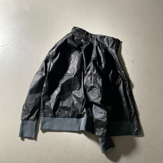 그라임 이펙트 Crinkle Nylon Bomber Jacket