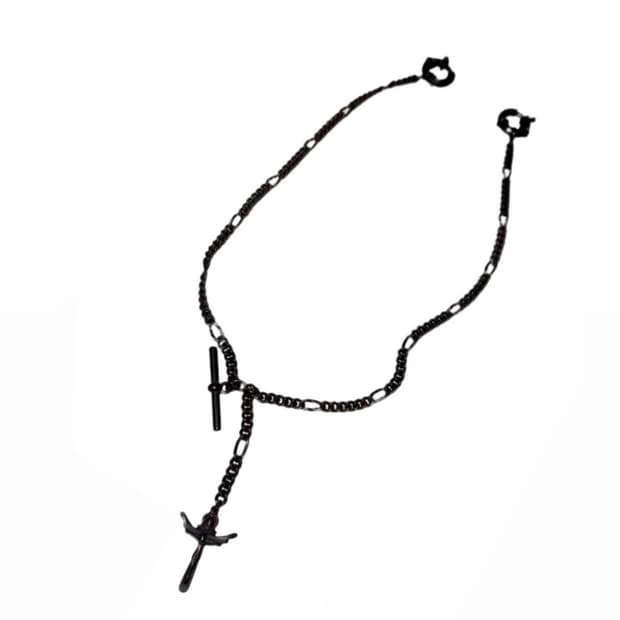 Dsquared2 Black Cross Toggle Neckless