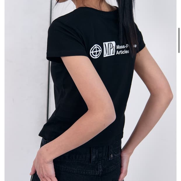 플라스틱프로덕트 반팔(women)