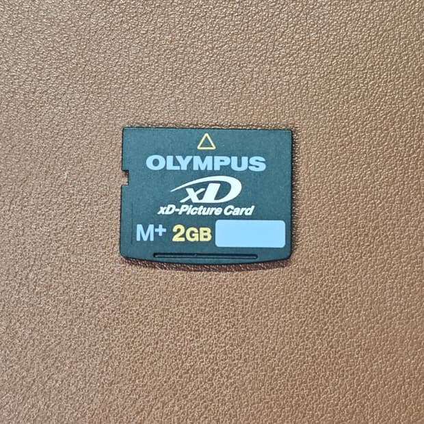 올림푸스 xD카드 2GB