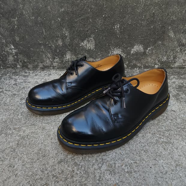 [6UK] 닥터마틴 1461 스무스 3홀 (250~255)