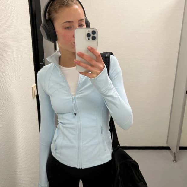 룰루레몬 디파인 자켓 luon 쉬어블루