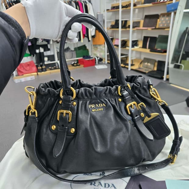 [A급컨디션]프라다 가죽 숄더백