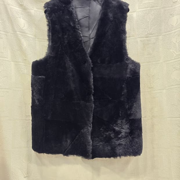 새상품) 안디아타 ANDIATA 양털 양가죽 조끼 베스트 프리사이즈