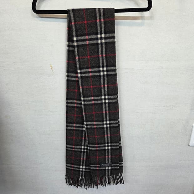 버버리 울 체크 목도리 대략 152cm