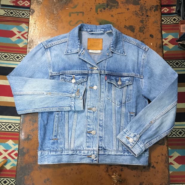 리바이스 빅E 중청 워시드 데님 트러커자켓 여성 55 사이즈 
