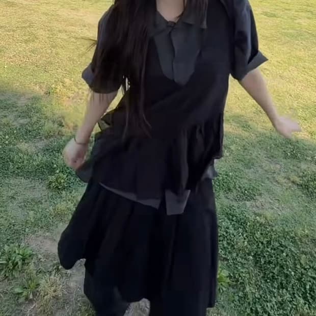 어다울 뷔스티에