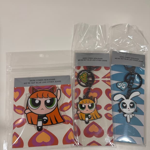 뉴진스 파워퍼프걸 해린 메탈키링, 아크릴 스마트톡 새상품