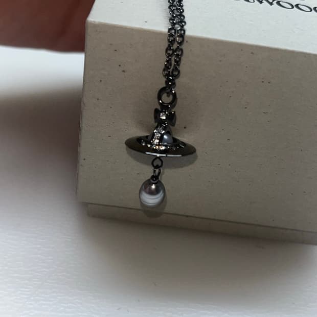 비비안웨스트우드 목걸이