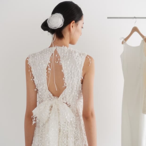 가니송 브라이덜 로즈 코사지 화이트