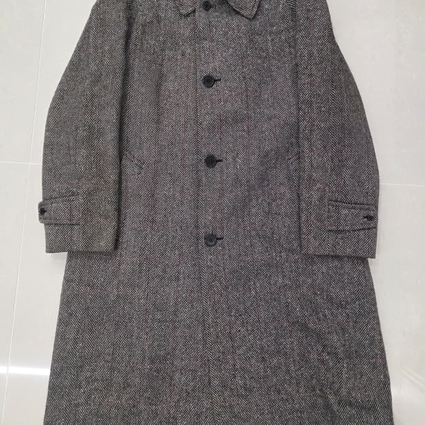 아쿠아스큐텀 아이리쉬 트위드 코트