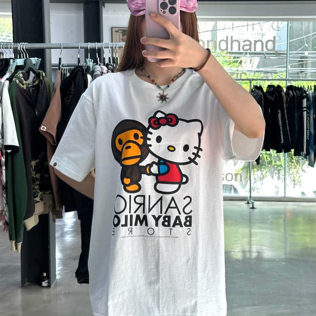 베이프 마일로 x 산리오 헬로키티 반팔티