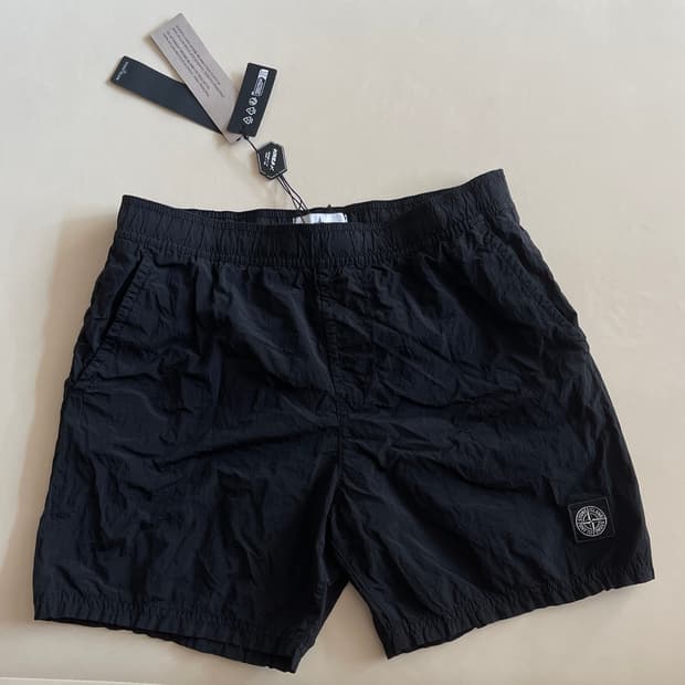 새상품)스톤 아일랜드 브러쉬드 코튼 스위밍 트렁크 블랙