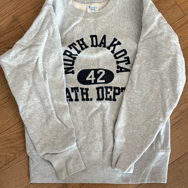 [M] 챔피온 노스 다코타 스웻셔츠 맨투맨 그레이