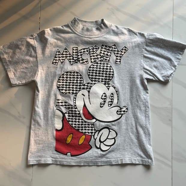 90s하운드투스 미키마우스 모크넥 티셔츠