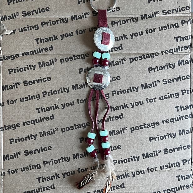 90s vtg Native Beads & Feather Keyring