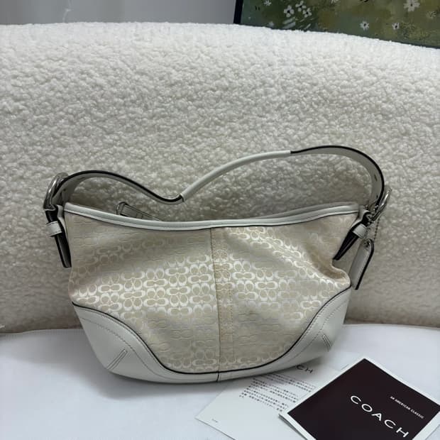 2000s coach 코치 시그니처 화이트 호보백 숄더백