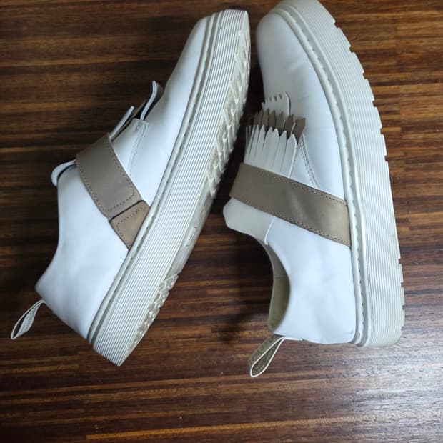 닥터마틴 유도라 슈즈 42 270