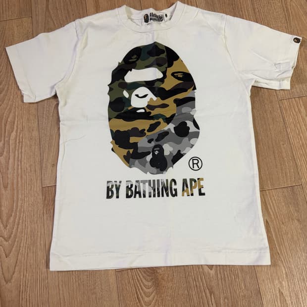 베이프 카모 빅헤드 티셔츠