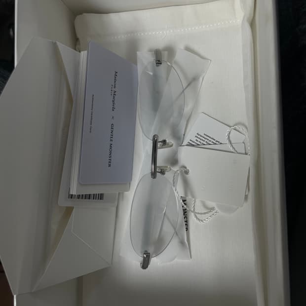 젠틀몬스터 메종마르지엘라 mm217
