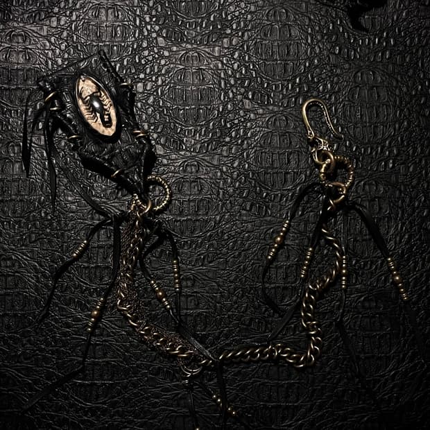 a wallet chain of scorpion 077