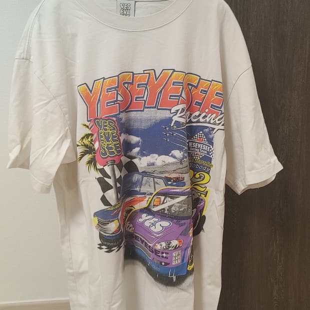 예스아이씨 그래픽 티셔츠 XL