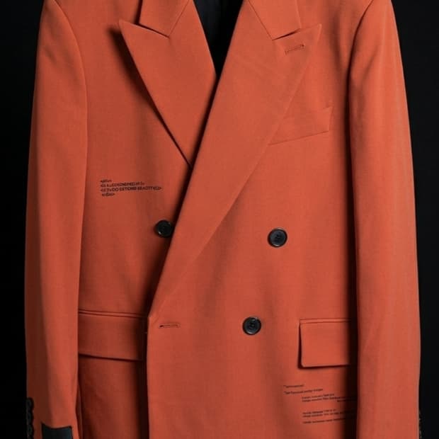 엔엔엔원 더블 브레스트 레드 브라운 자켓