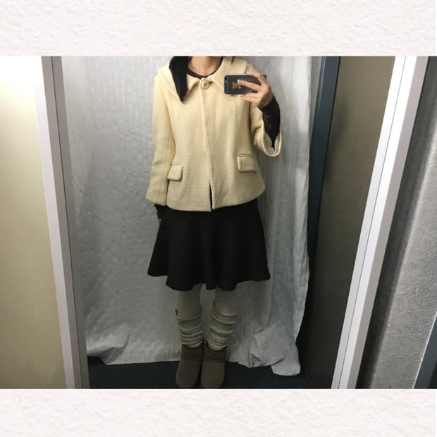 아이보리 울 숏코트 