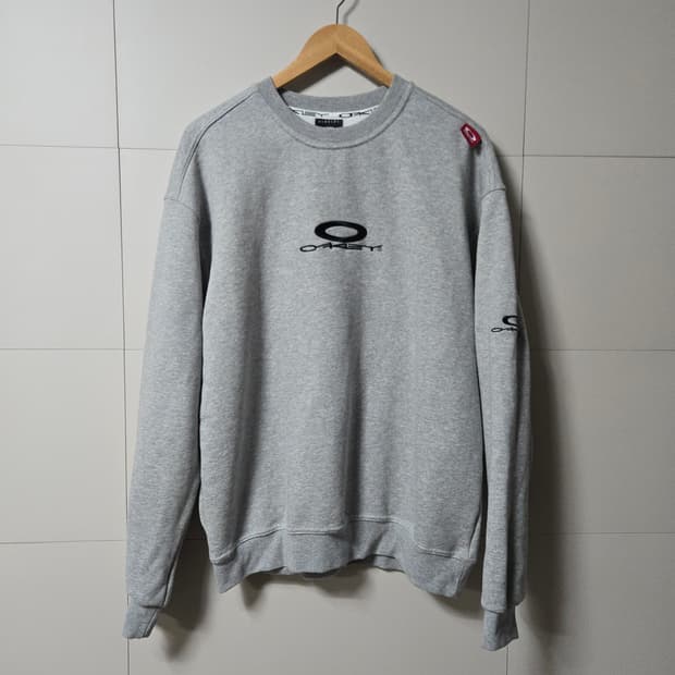 오클리 USA 아카이브 스웻 기모 맨투맨 표기 미국 L 국내 XL