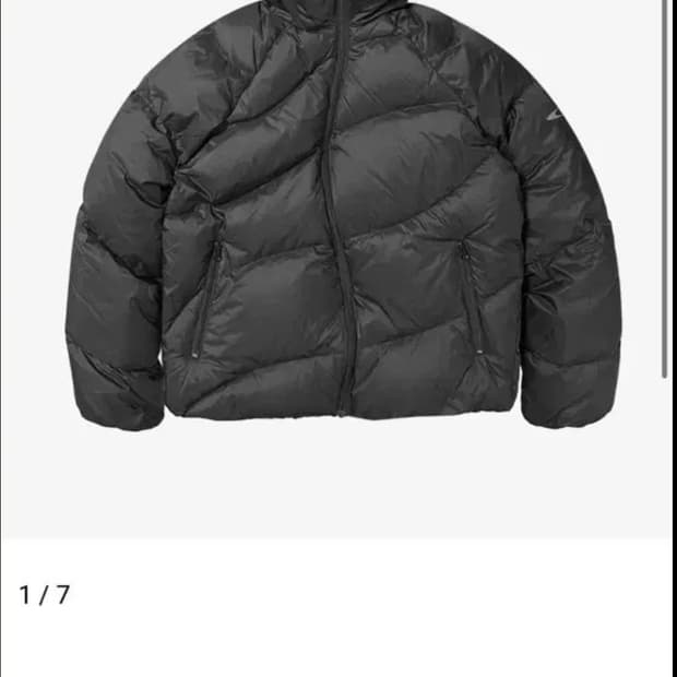 라브로스 패딩 구해요 