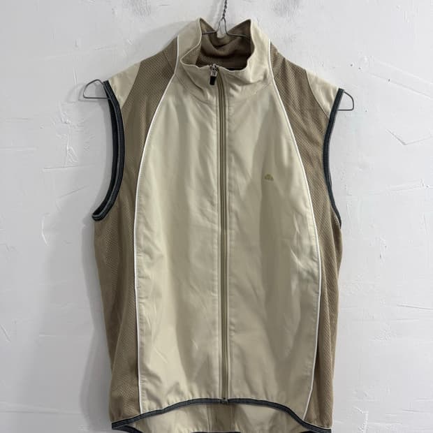 ellesse mesh detail vest zipup